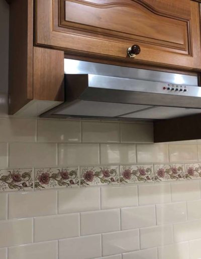 Before photos of a rangehood replacement in a Enfield home